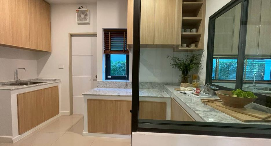 出售 4 卧室 独立屋 在 Saraphi, Chiang Mai