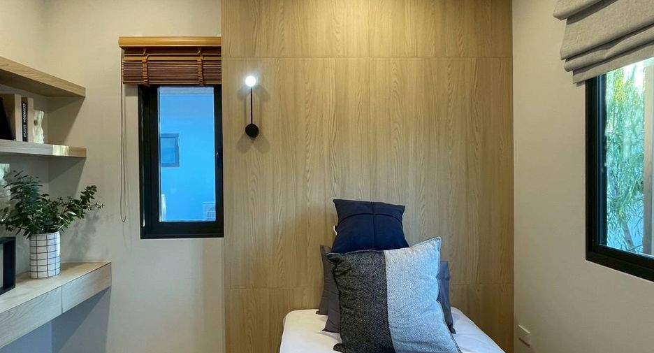 Casa en venta de 4 habitaciones en Saraphi, Chiang Mai
