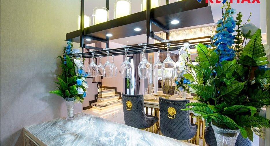 Casa en venta de 4 habitaciones en South Pattaya, Pattaya