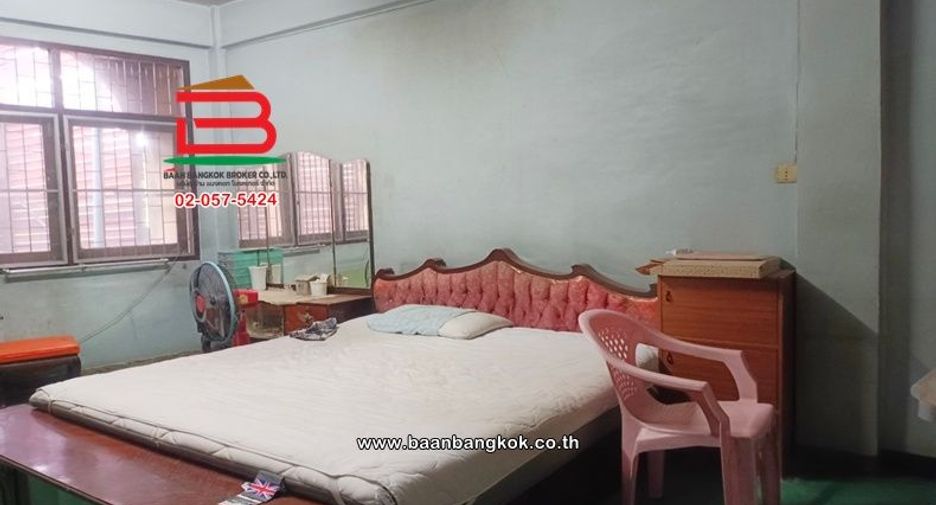 For sale 5 bedrooms retail Space in Chatuchak, Bangkok