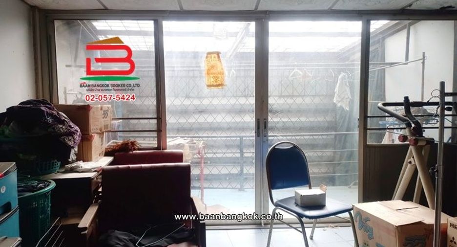 For sale 5 bedrooms retail Space in Chatuchak, Bangkok