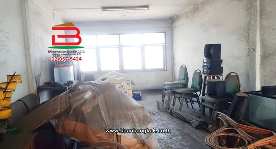 For sale 5 bedrooms retail Space in Chatuchak, Bangkok