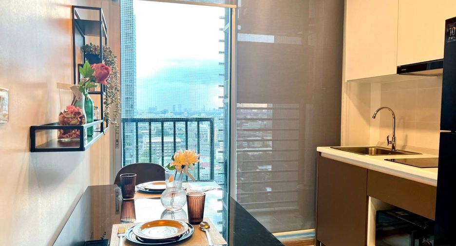 À vendre 1 chambre condo à Watthana, Bangkok