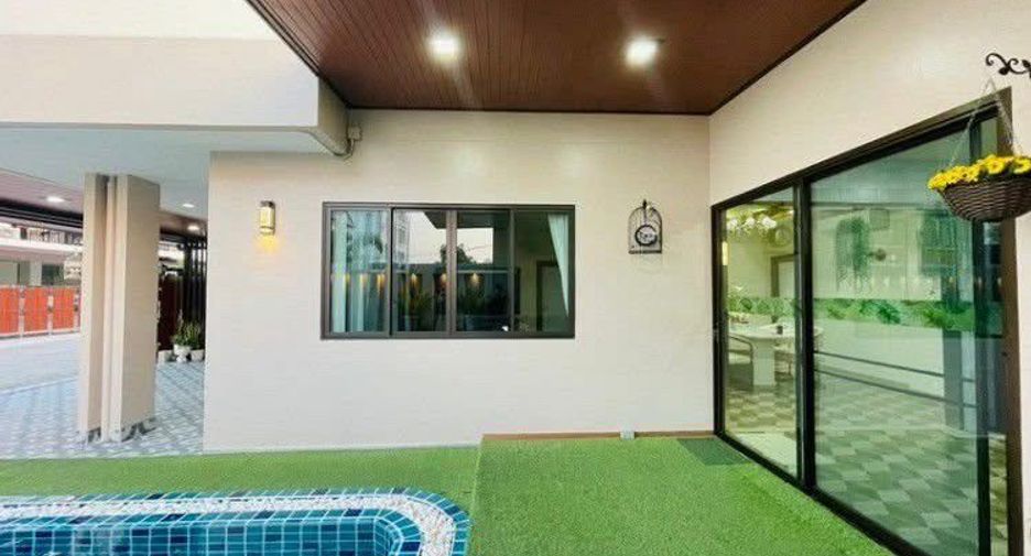 For sale 4 ベッドルーム house in Bang Lamung, Chonburi