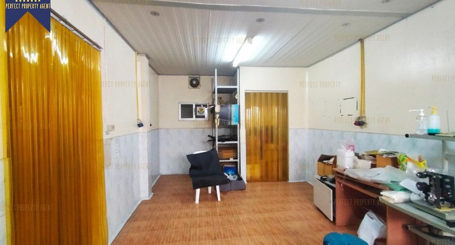 For sale 5 bedrooms warehouse in Prawet, Bangkok