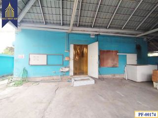 For sale 5 bedrooms warehouse in Prawet, Bangkok