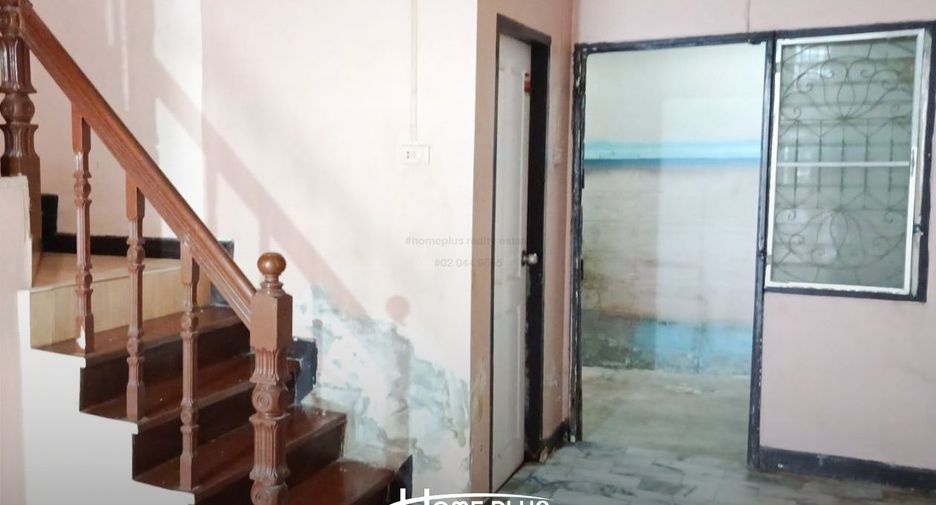 For sale 2 bedrooms townhouse in Khlong Sam Wa, Bangkok