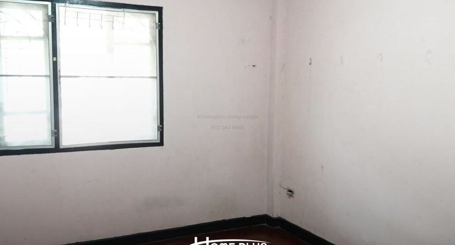 For sale 2 bedrooms townhouse in Khlong Sam Wa, Bangkok