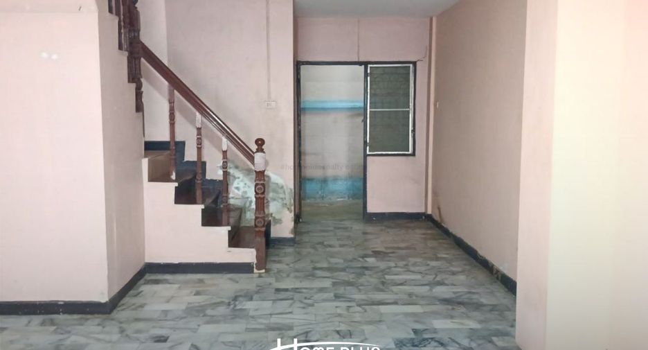 For sale 2 bedrooms townhouse in Khlong Sam Wa, Bangkok