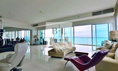 For sale 4 bedrooms condo in Sattahip, Chonburi