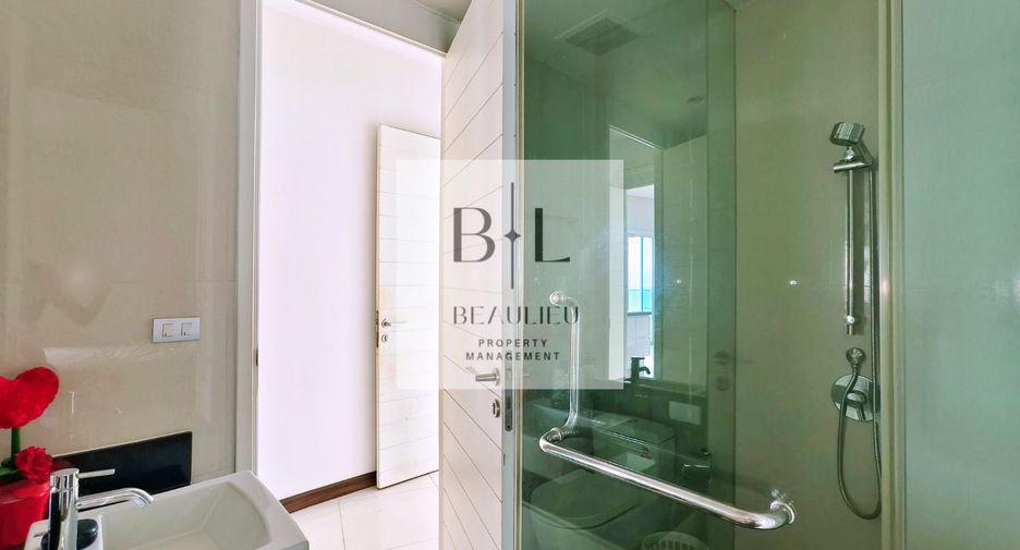 Condo en venta de 4 habitaciones en Sattahip, Chonburi