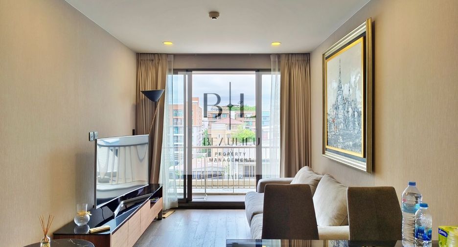 For sale 2 bedrooms condo in Pathum Wan, Bangkok