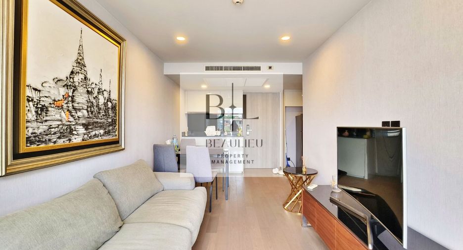 For sale 2 bedrooms condo in Pathum Wan, Bangkok