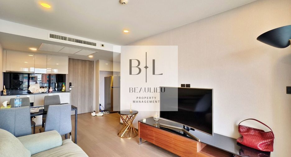 For sale 2 bedrooms condo in Pathum Wan, Bangkok