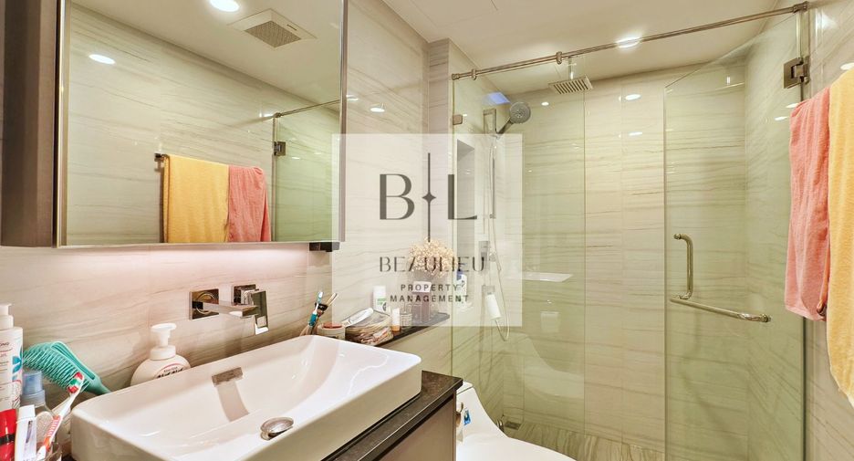 For sale 2 bedrooms condo in Pathum Wan, Bangkok