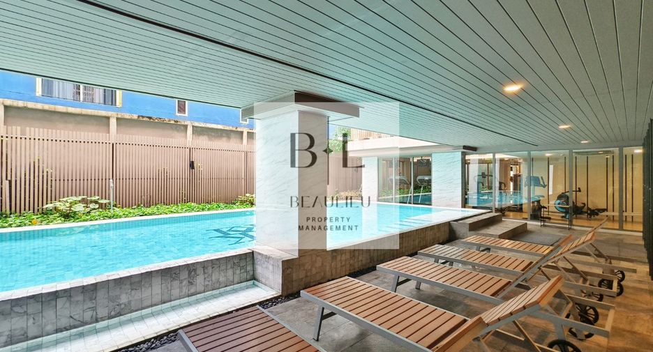 For sale 2 bedrooms condo in Pathum Wan, Bangkok