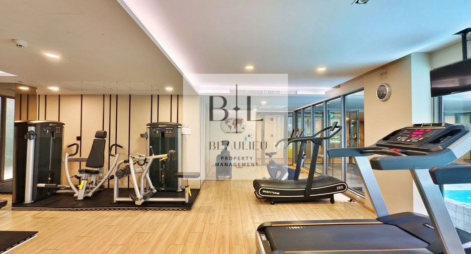 For sale 2 bedrooms condo in Pathum Wan, Bangkok