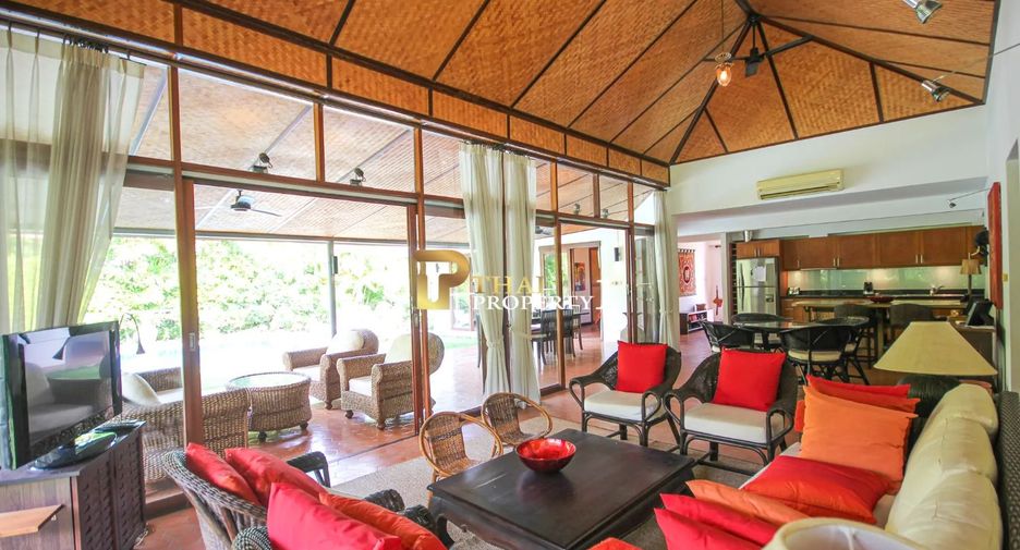 Villa zum Kauf mit 4 Zimmer in Hua Hin, Prachuap Khiri Khan