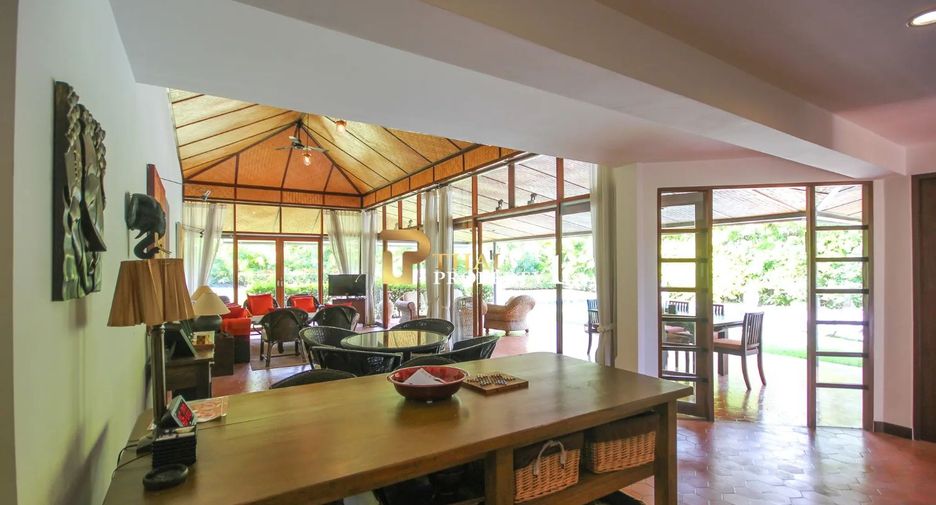 Villa zum Kauf mit 4 Zimmer in Hua Hin, Prachuap Khiri Khan
