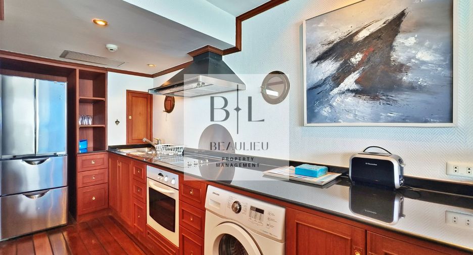 For sale 2 ベッドルーム condo in Bang Lamung, Chonburi
