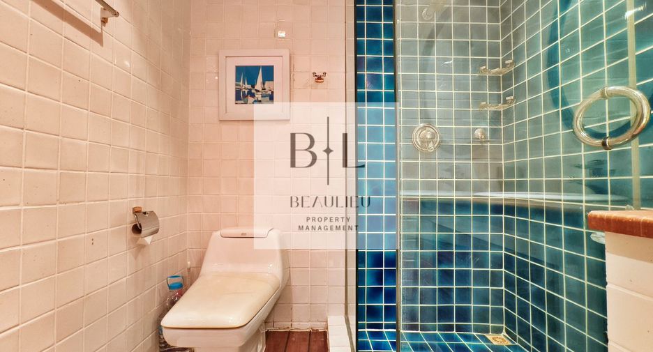 For sale 2 ベッドルーム condo in Bang Lamung, Chonburi