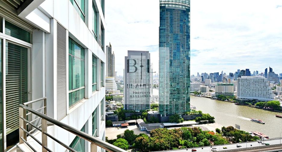 For rent 2 bedrooms condo in Sathon, Bangkok