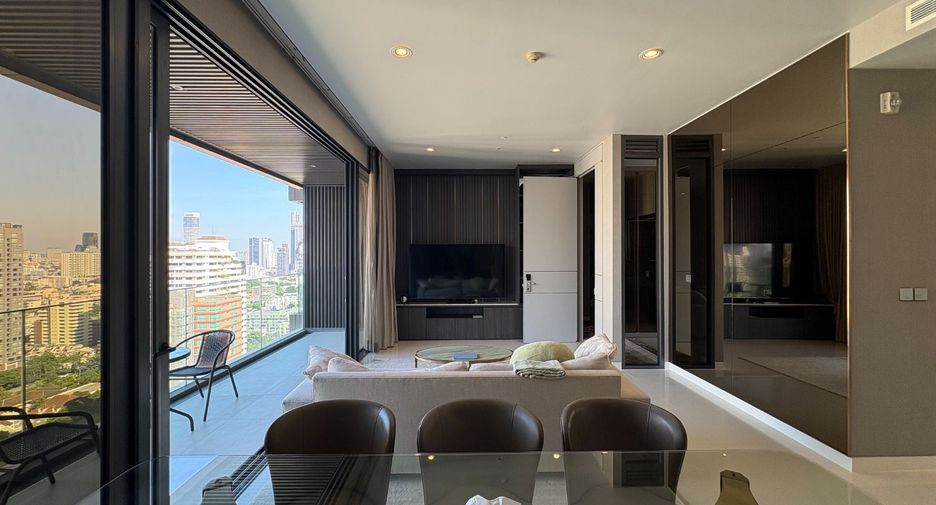 For rent そして for sale 2 ベッドルーム condo in Khlong Toei, Bangkok