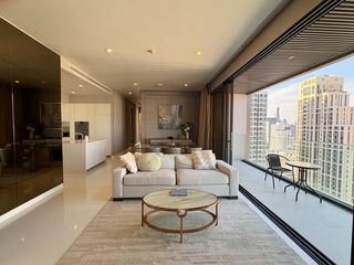 For rent そして for sale 2 ベッドルーム condo in Khlong Toei, Bangkok