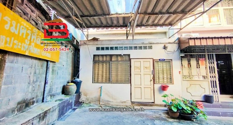 For sale retail Space in Phra Nakhon, Bangkok