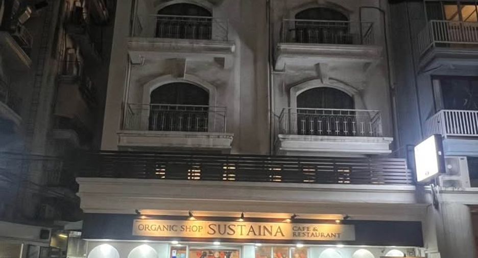 For rent 4 bedrooms retail Space in Khlong Toei, Bangkok
