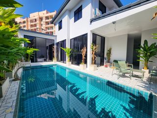 Villa en venta de 4 habitaciones en Bang Lamung, Chonburi