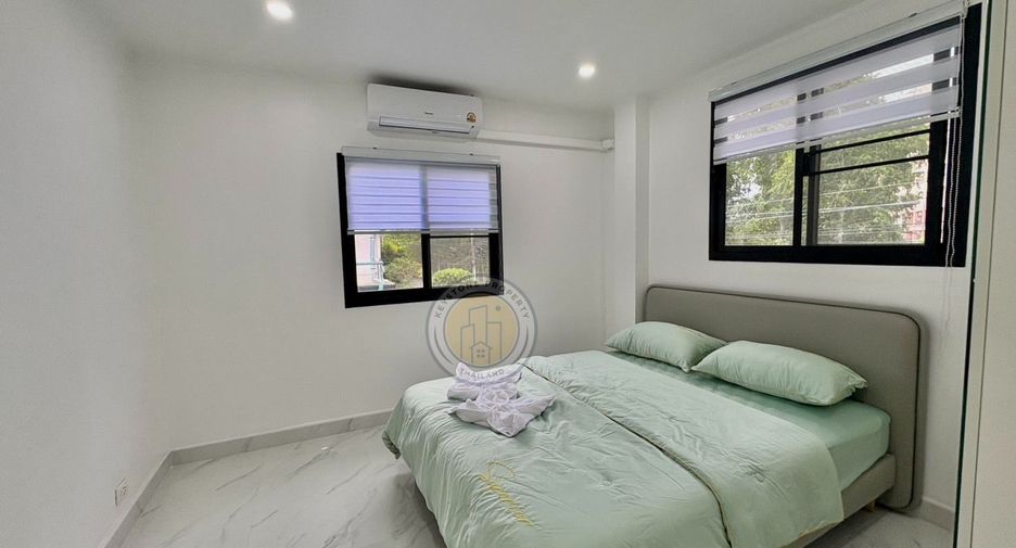 À vendre 4 chambres villa à Jomtien, Pattaya