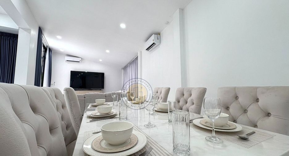 À vendre 4 chambres villa à Jomtien, Pattaya