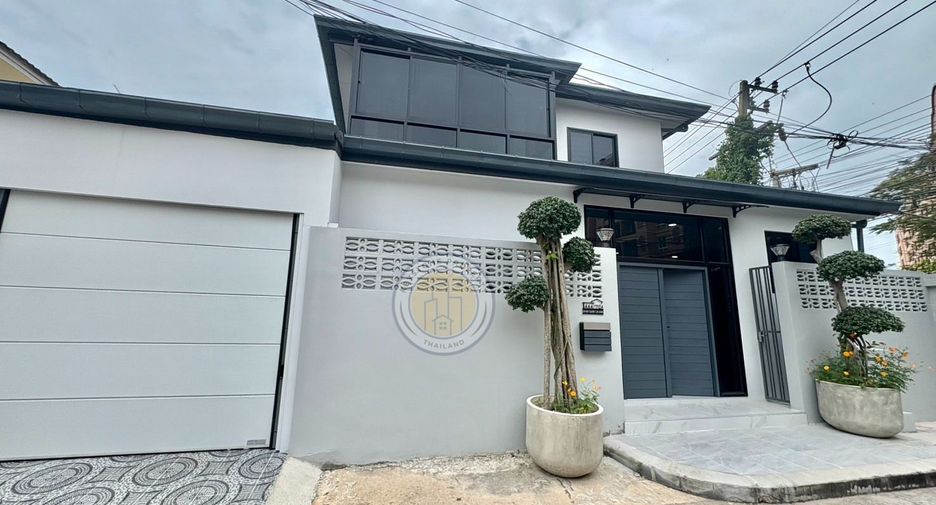 À vendre 4 chambres villa à Jomtien, Pattaya