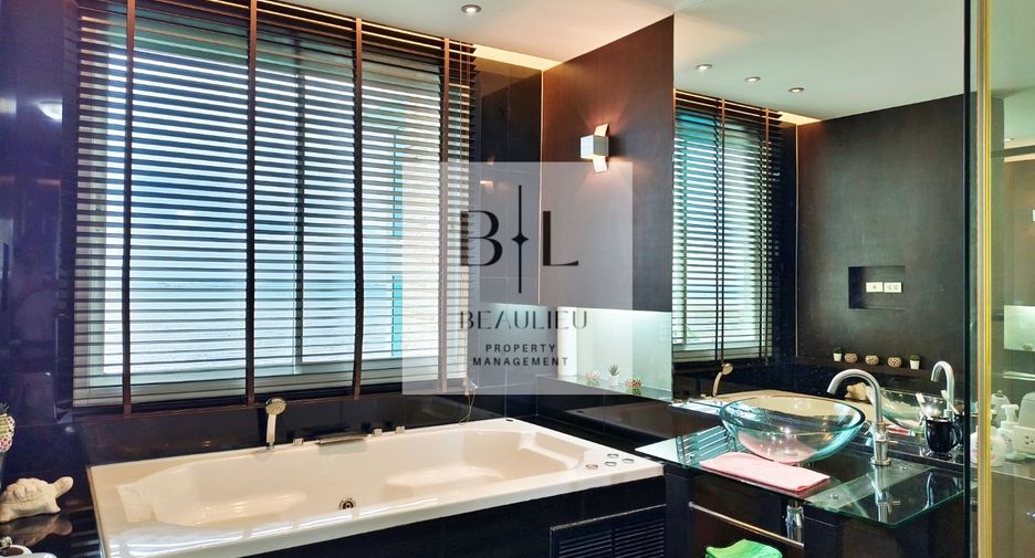 For sale 2 bedrooms condo in Bang Lamung, Chonburi