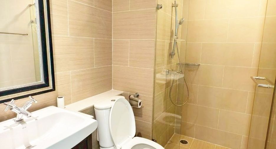 For sale 3 bedrooms condo in Bang Kho Laem, Bangkok