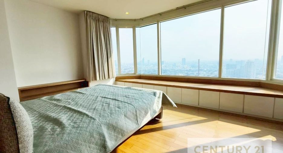 For sale 3 bedrooms condo in Bang Kho Laem, Bangkok