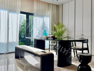 Casa en venta de 4 habitaciones en Taling Chan, Bangkok