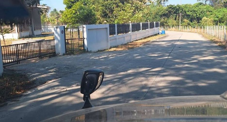 出售 土地 在 Si Racha, Chon Buri