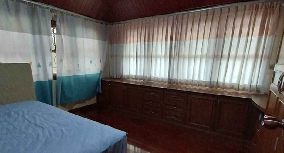 For sale 6 bedrooms house in Mueang Chon Buri, Chonburi
