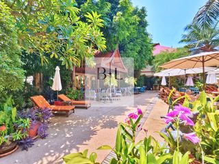 For sale 42 bedrooms hotel in Bang Lamung, Chonburi