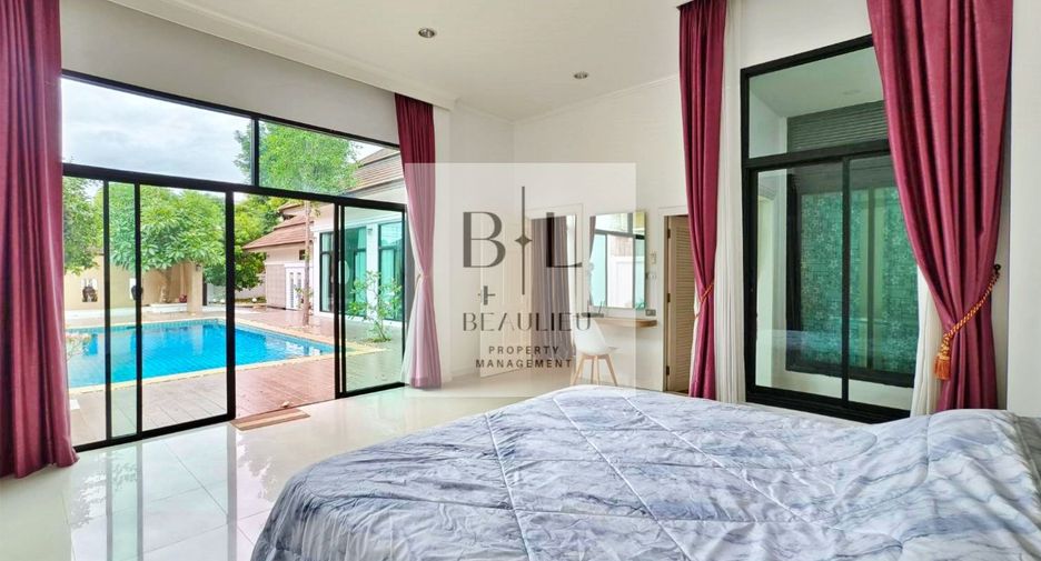 For rent and for sale 3 bedrooms house in Bang Lamung, Chonburi