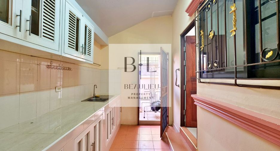 For sale 2 bedrooms house in Bang Lamung, Chonburi
