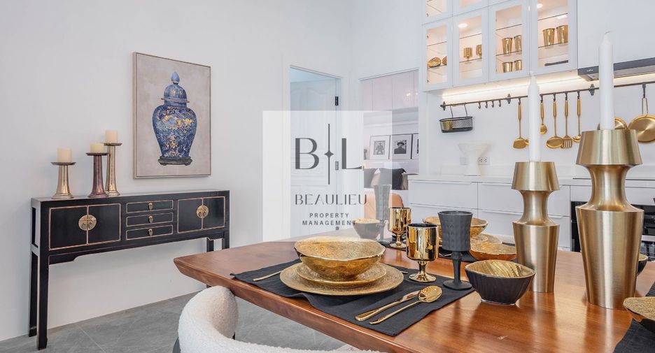 Casa en venta de 5 habitaciones en Bang Lamung, Chonburi