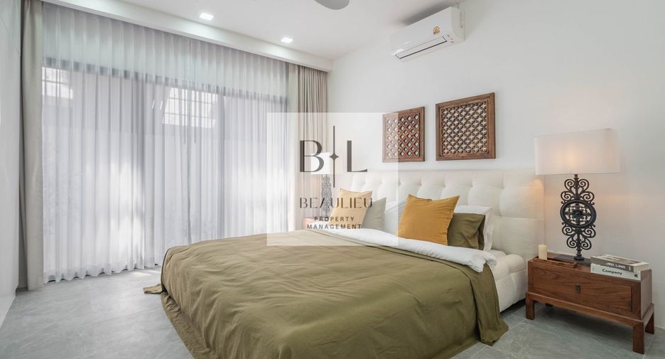 Casa en venta de 5 habitaciones en Bang Lamung, Chonburi