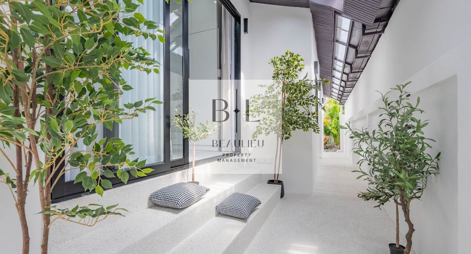 Casa en venta de 5 habitaciones en Bang Lamung, Chonburi