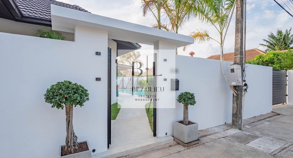 Casa en venta de 5 habitaciones en Bang Lamung, Chonburi