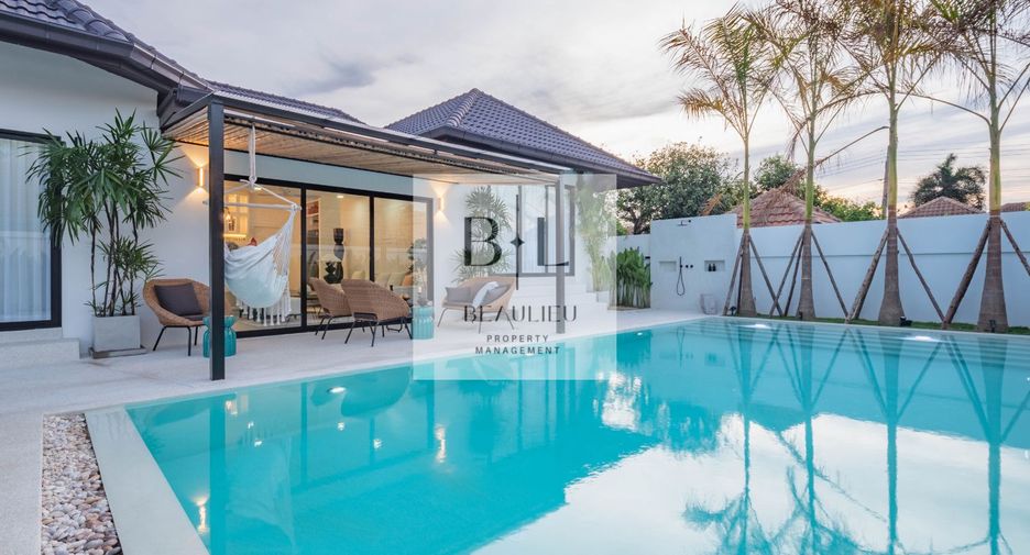 Casa en venta de 5 habitaciones en Bang Lamung, Chonburi