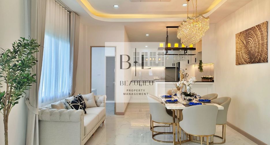 Casa en venta de 4 habitaciones en Bang Lamung, Chonburi
