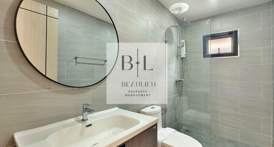 Casa en venta de 4 habitaciones en Bang Lamung, Chonburi